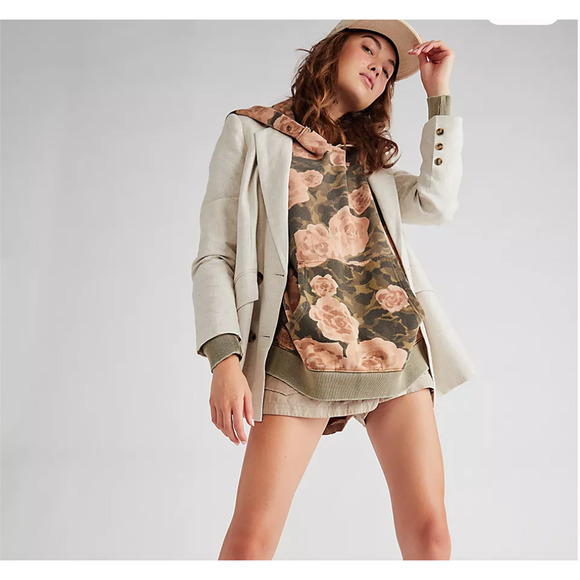 Free People It's A Vibe Printed Hoodie Floral XS NEW - Picture 1 of 5